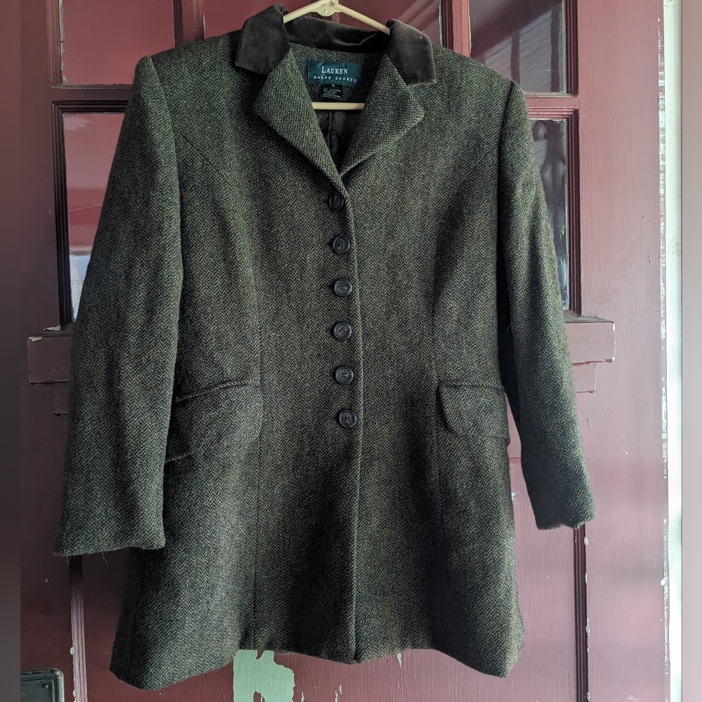 LRL long herringbone tweed jacket w/velvet collar